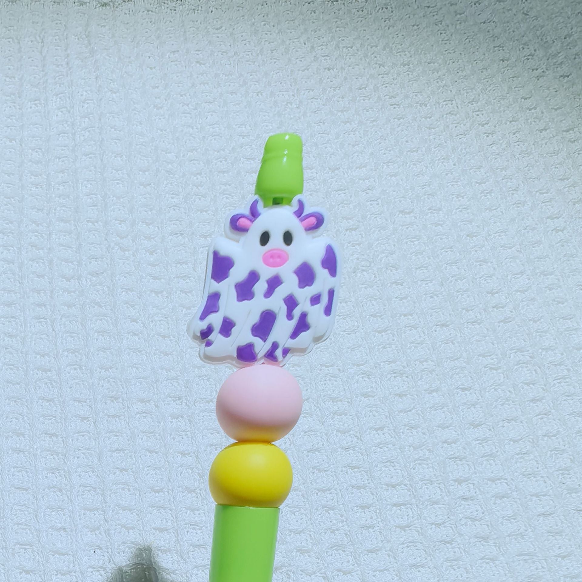 20Pcs Silicone Focal Beads Halloween Colored Cow Front Facing 6