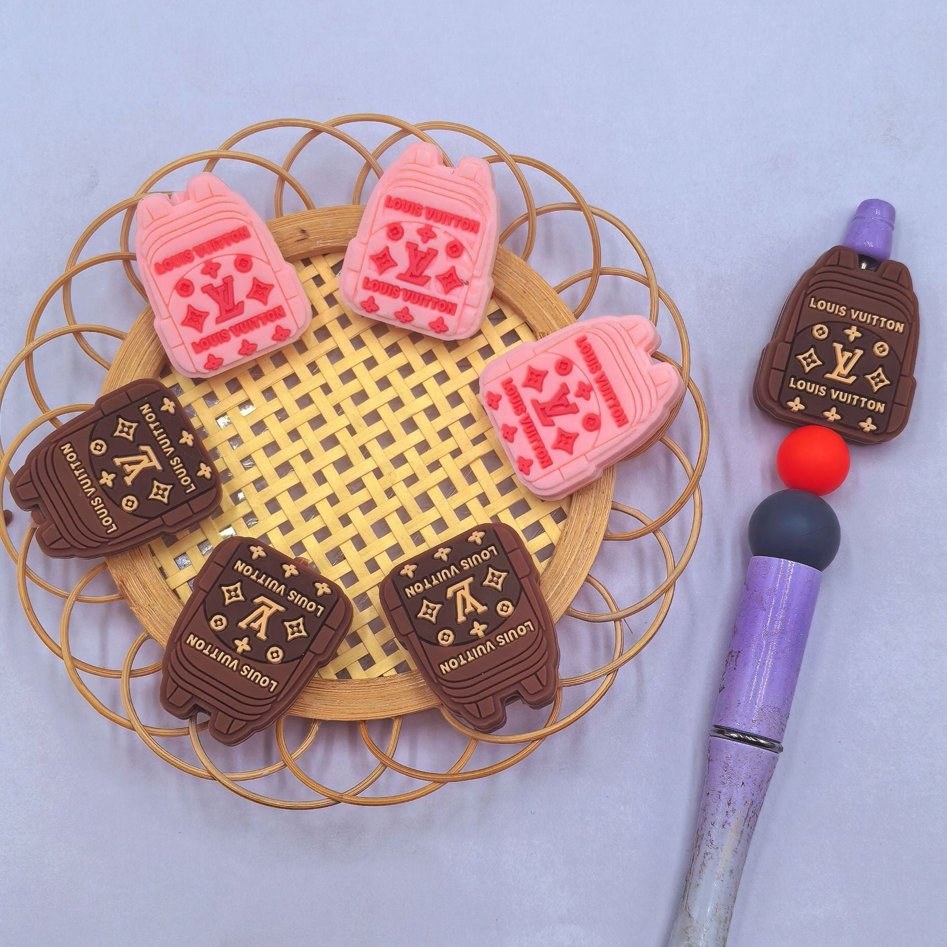 20Pcs Silicone Focal Beads Brown Pink Backpack Design 4