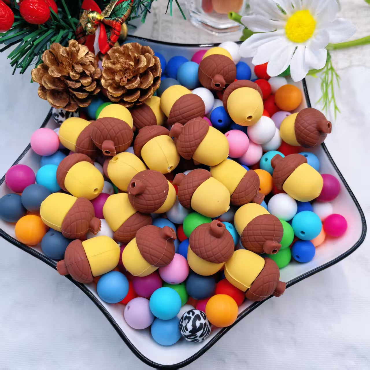 20Pcs Silicone 3D Focal Beads Acorns Brown Cap Detail 2
