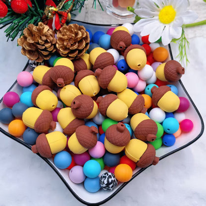 20Pcs Silicone 3D Focal Beads Acorns Brown Cap Detail 2