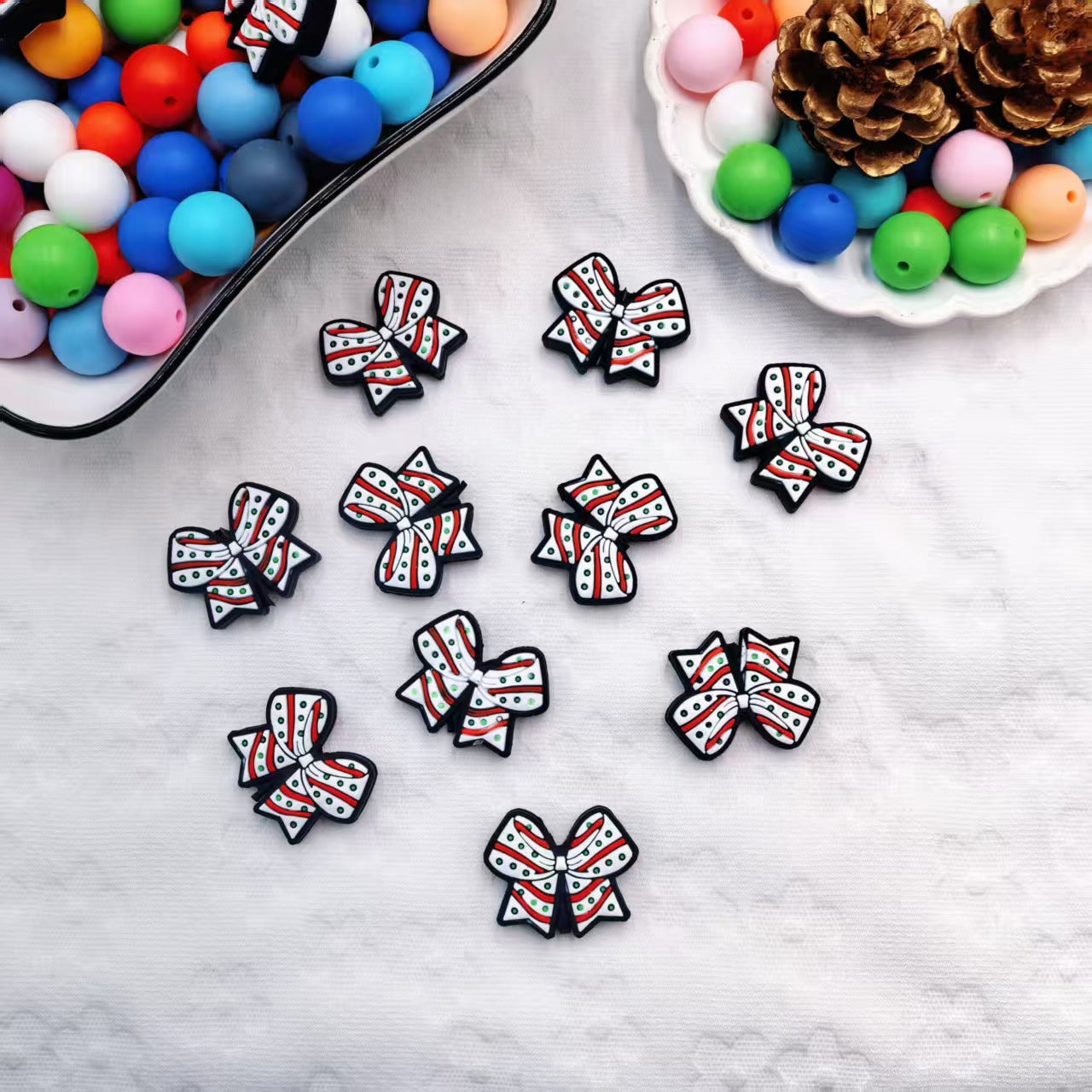 20Pcs Silicone Focal Beads White Spot Bow Patterned 3