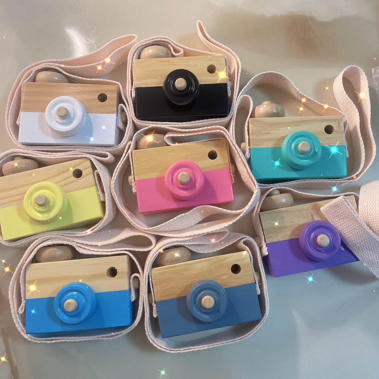 Wooden Pretend Play Camera Toy for Toddlers 8x9x3.5cm 4