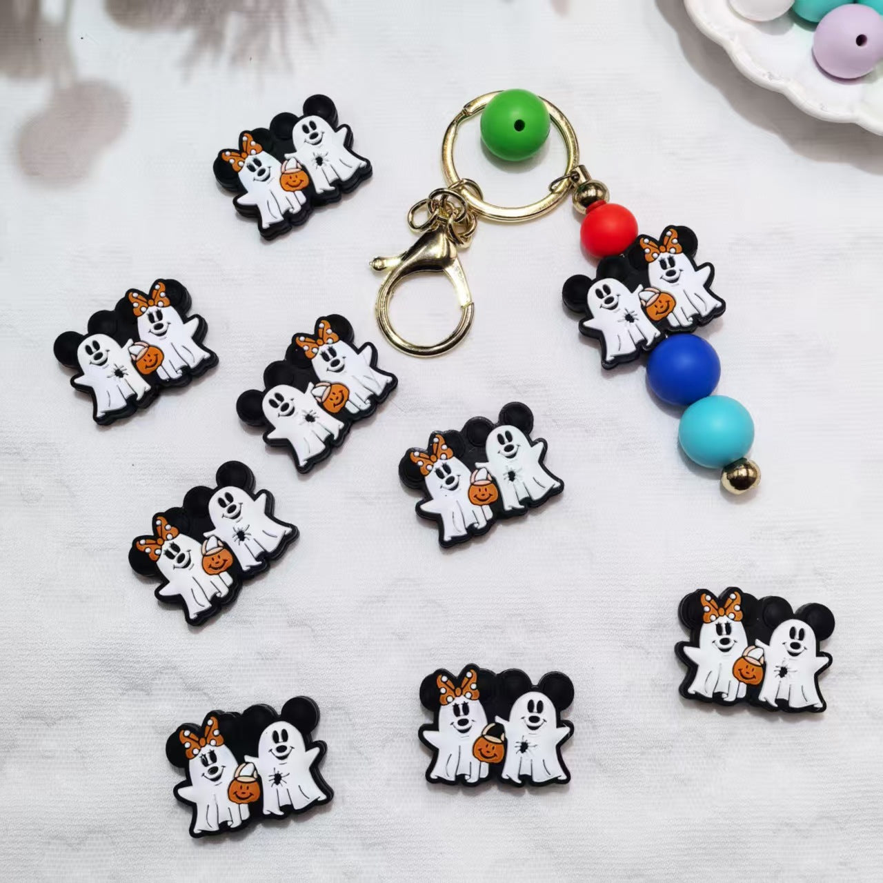 20Pcs Silicone Focal Beads Ghost Round Ear Mouse Character with Pumpkin Accessory 2
