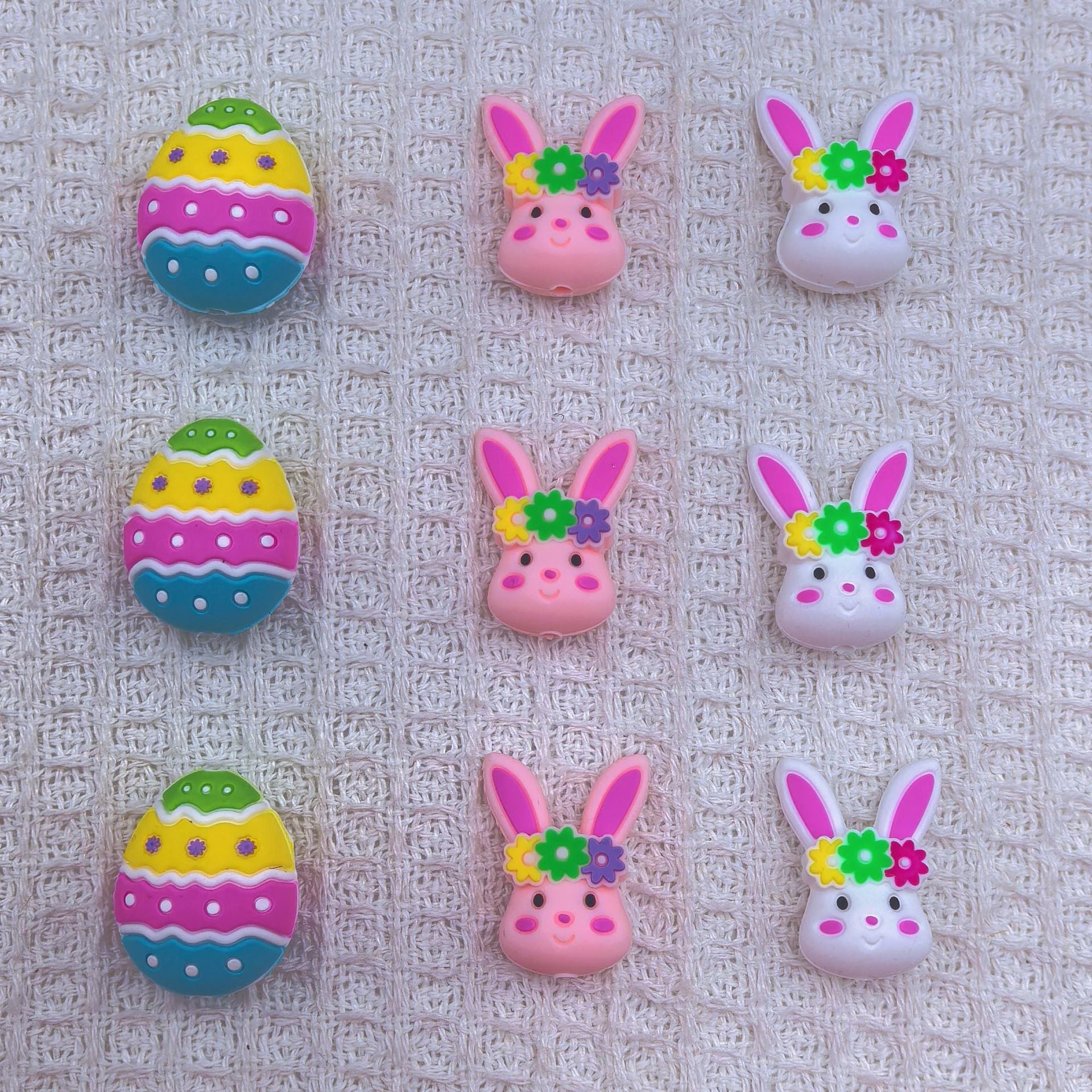 20Pcs Silicone 3D Focal Beads Easter Bunny Egg Holding Flower Crown 5