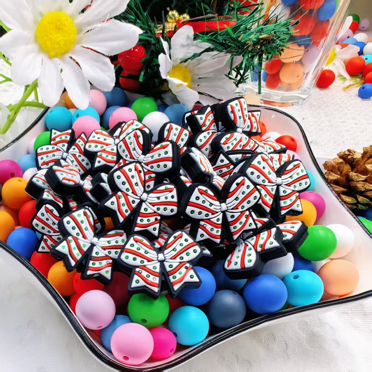 20Pcs Silicone Focal Beads White Spot Bow Patterned 2