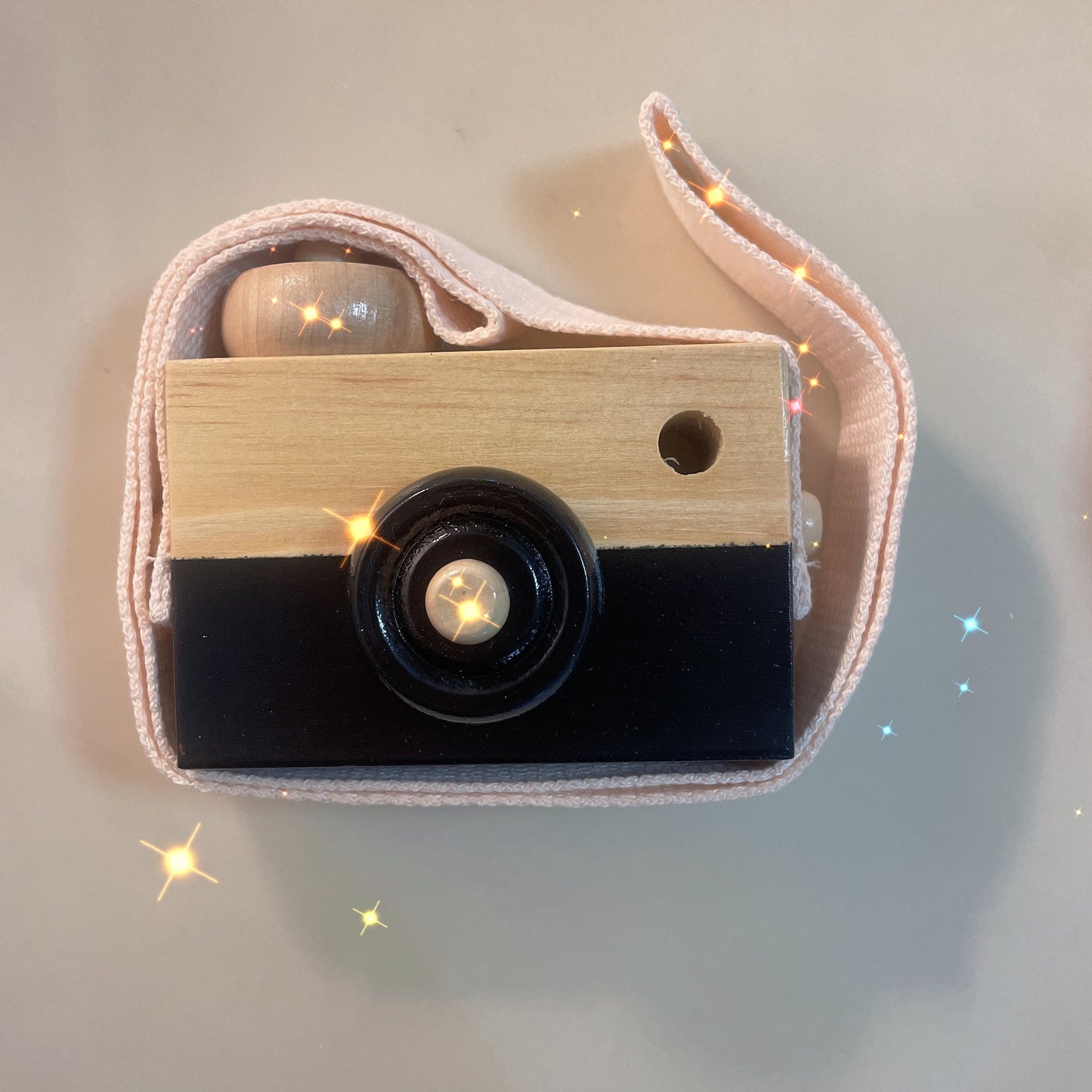 Wooden Pretend Play Camera Toy for Toddlers 8x9x3.5cm 10