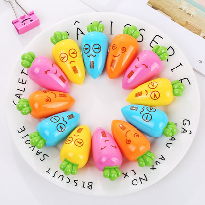 Mini Cute Animal Shape Manual Pencil Sharpener Plastic Toy 7
