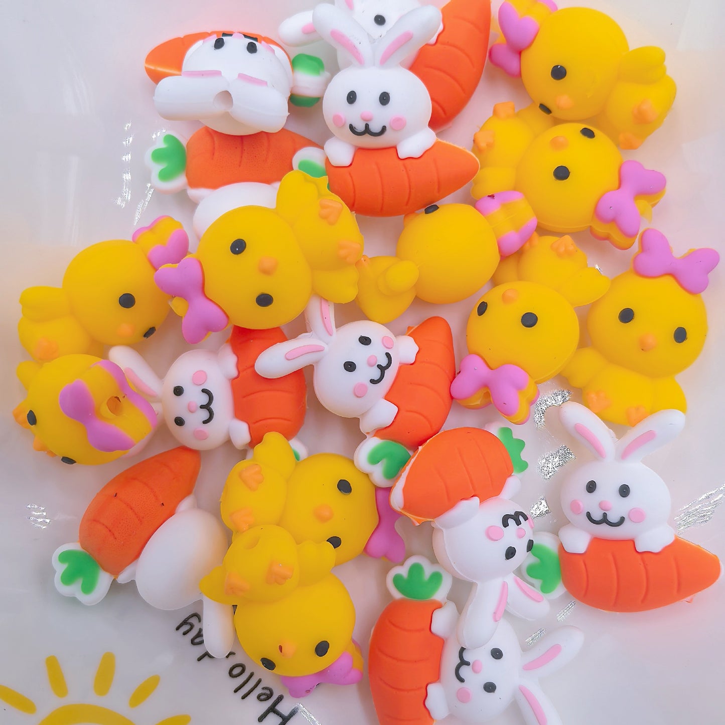 20Pcs Silicone 3D Focal Beads Easter Little Yellow Chicken Holding Pink Bow