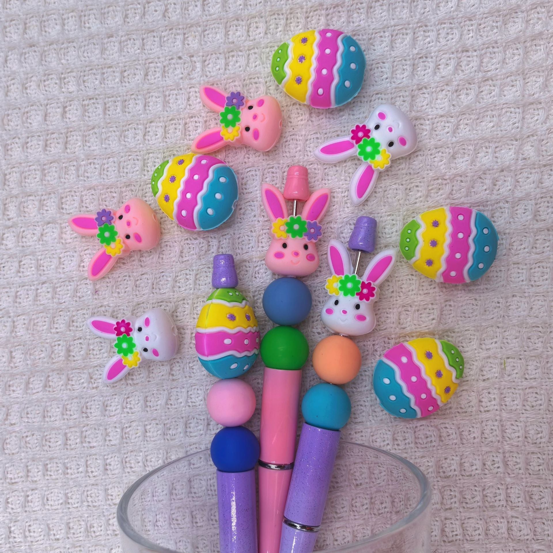 20Pcs Silicone 3D Focal Beads Easter Bunny Egg Holding Flower Crown 4