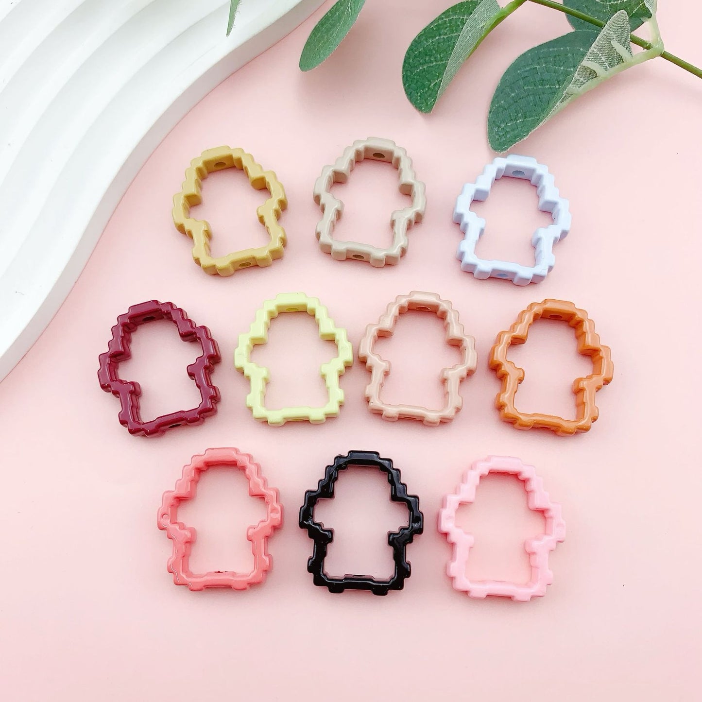 10Pcs 30.5x27.5mm Smiley Gingerbread Man Acrylic Beads DIY Bracelet Making 3