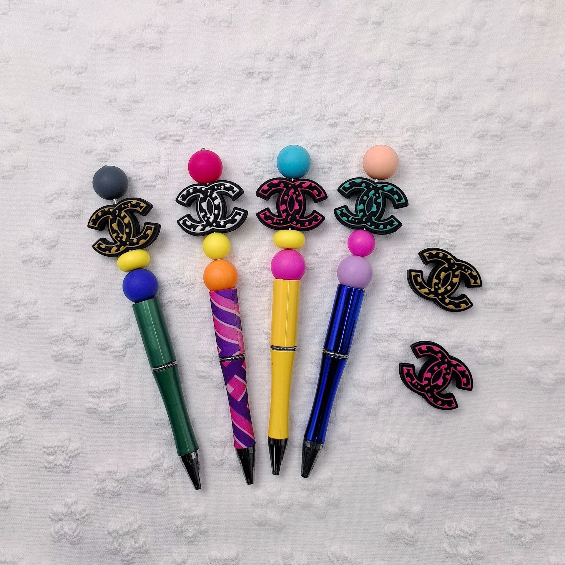 20Pcs Silicone Focal Beads Designer Interlocking C Logo Shape 2