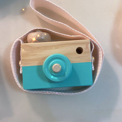 Wooden Pretend Play Camera Toy for Toddlers 8x9x3.5cm 7