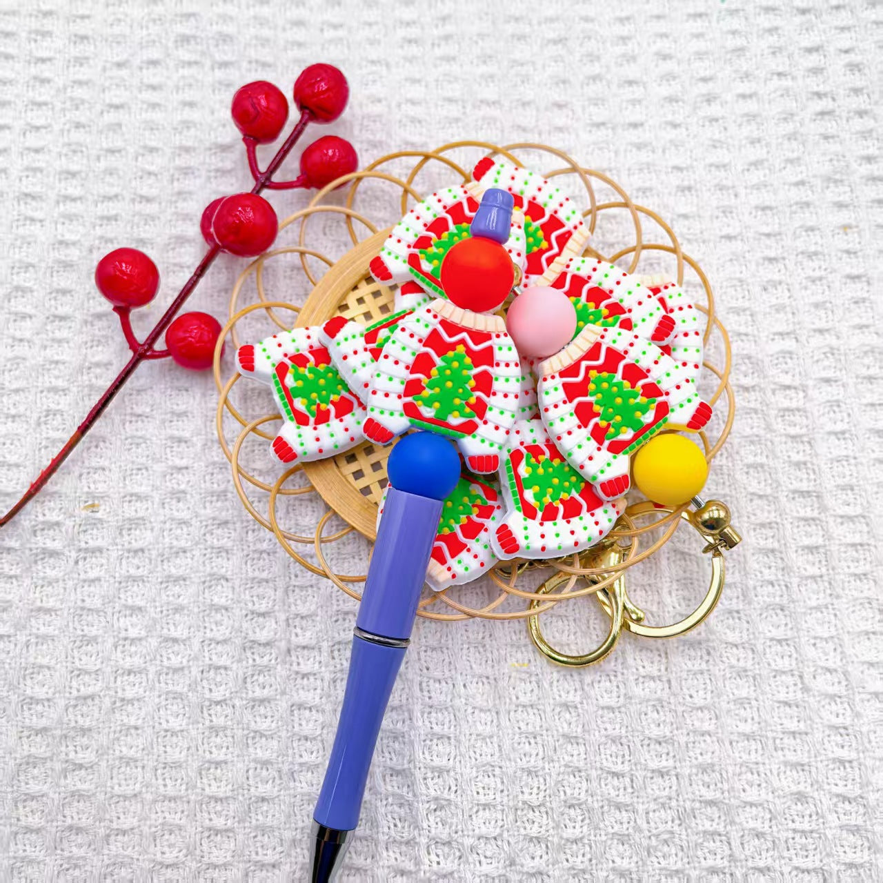 20pcs Silicone Focal Beads Christmas Tree Costume with Sweater Design 3