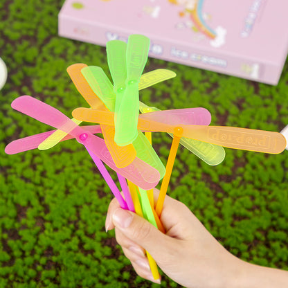 Plastic Hand Rubbing Dragonfly Wind Up Toy Leaf Length 17cm 100pcs 2