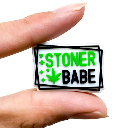 20Pcs Silicone Focal Beads Stoner Babe Green Maple Leaves Text Detail 4