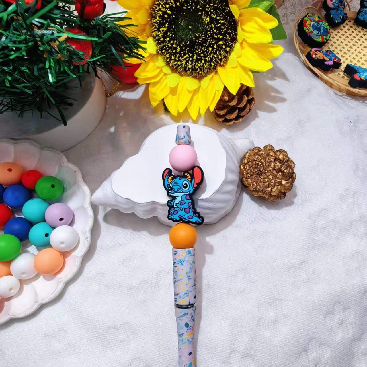 20Pcs Silicone Focal Beads Christmas Blue Alien Character Large Ears Holiday Theme 9