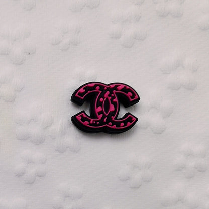 20Pcs Silicone Focal Beads Designer Interlocking C Logo Shape 6