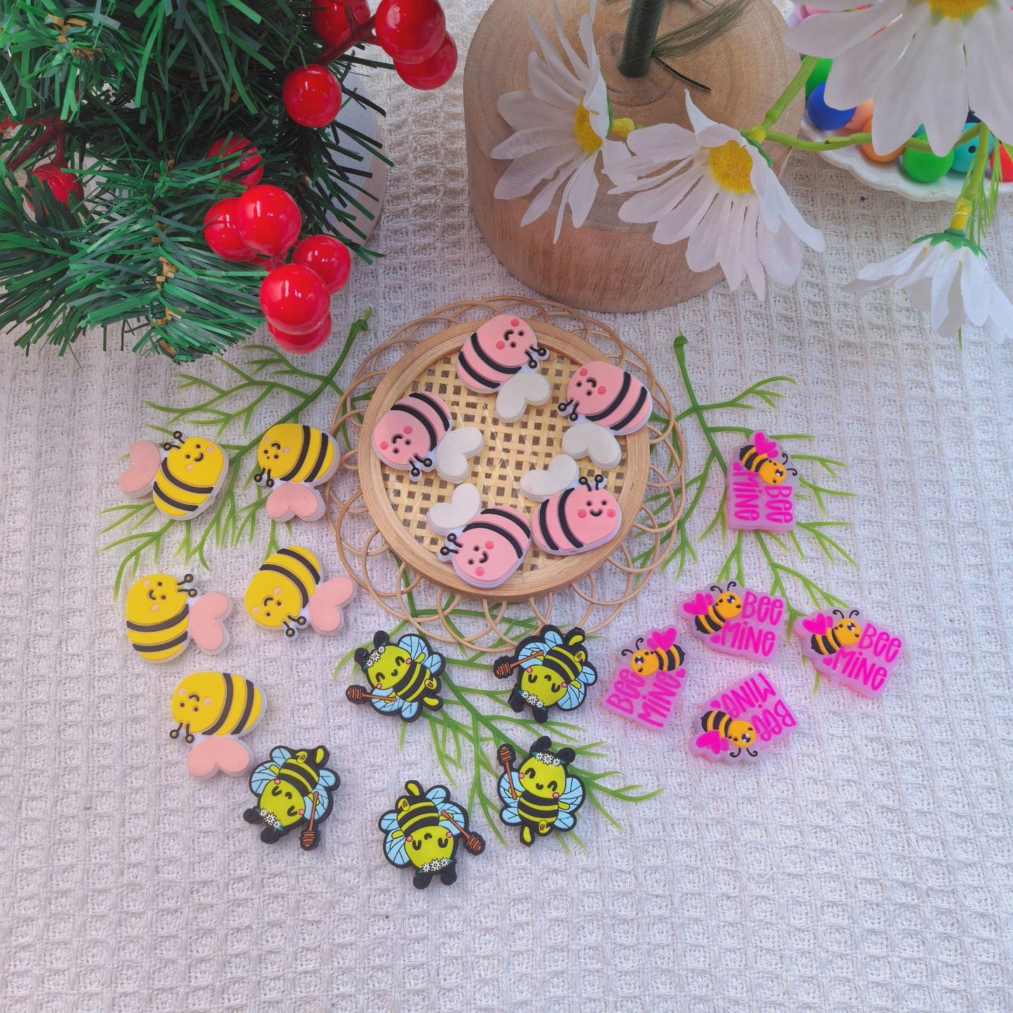 20Pcs Silicone Focal Beads Multi Type Small Bees Assorted Designs