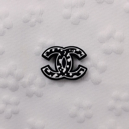 20Pcs Silicone Focal Beads Designer Interlocking C Logo Shape 4