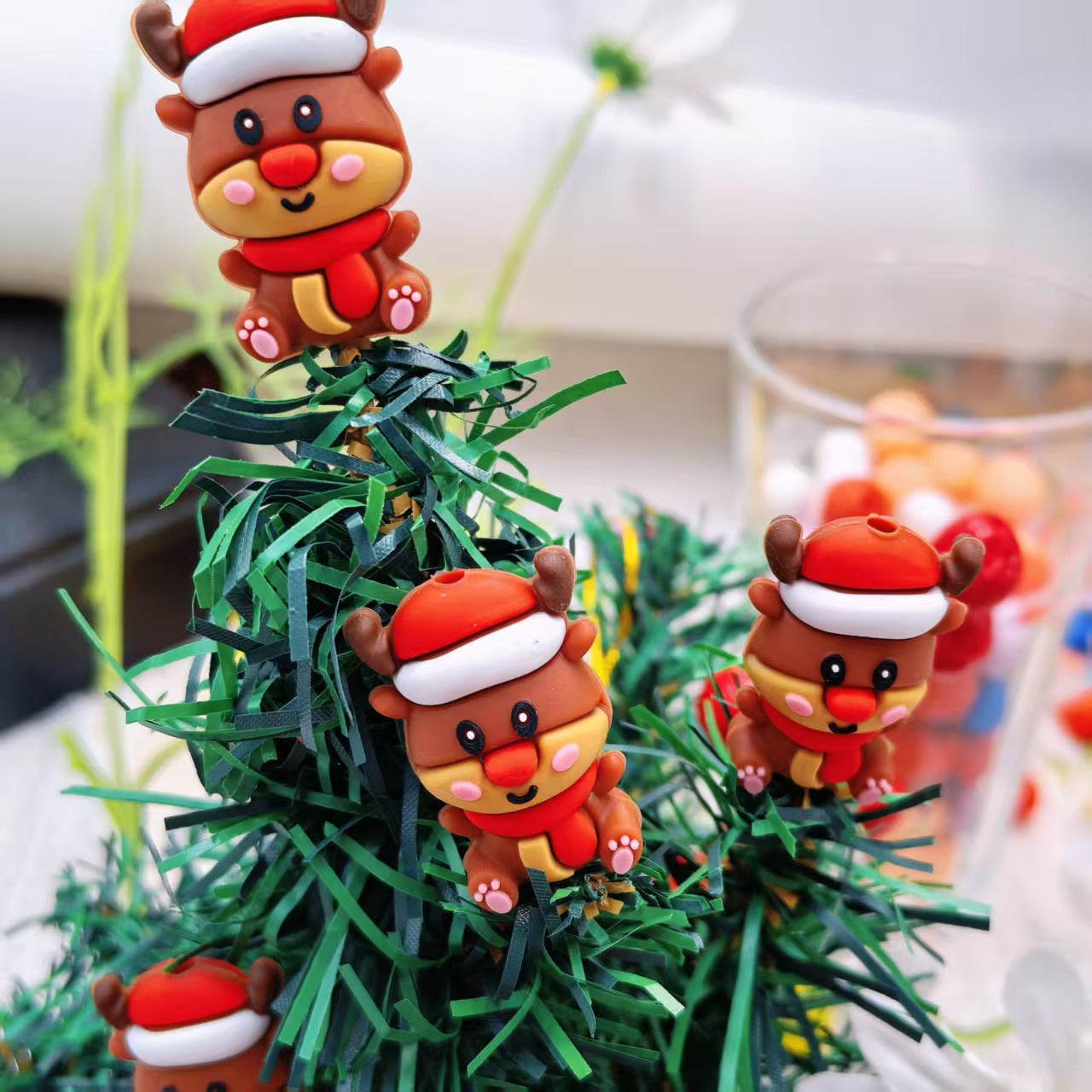 20Pcs Silicone 3D Focal Beads Christmas Deer Doll Sitting Pose 3