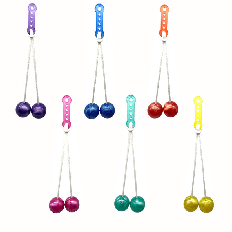 Click Clacker Balls On a String Noise Maker Novelty Toy 3