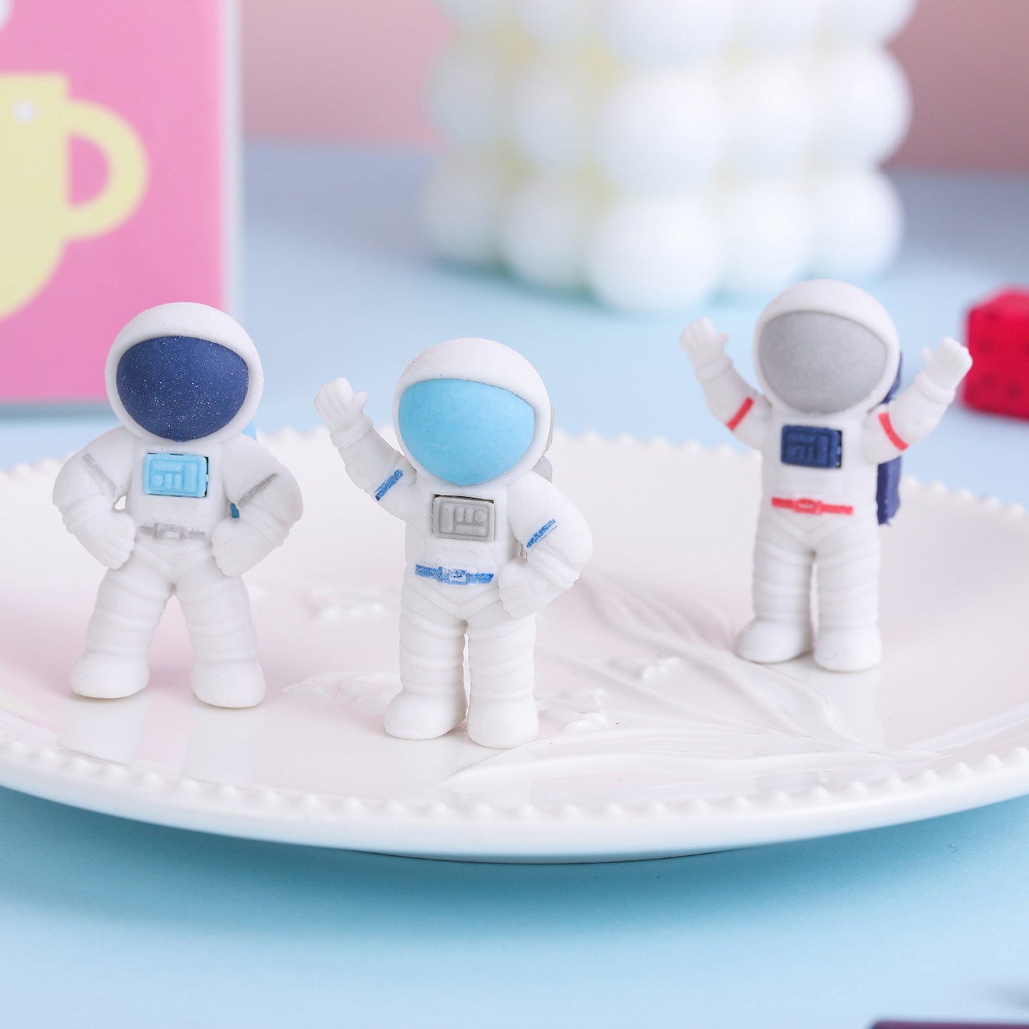 Space Astronaut 3D Eraser Toy Random Color for Kids 6