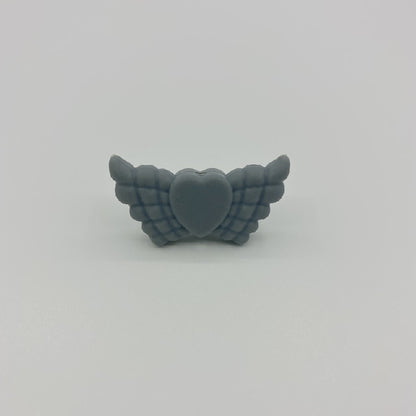 20pcs Silicone Focal Beads Wing Shape with Heart Center 12