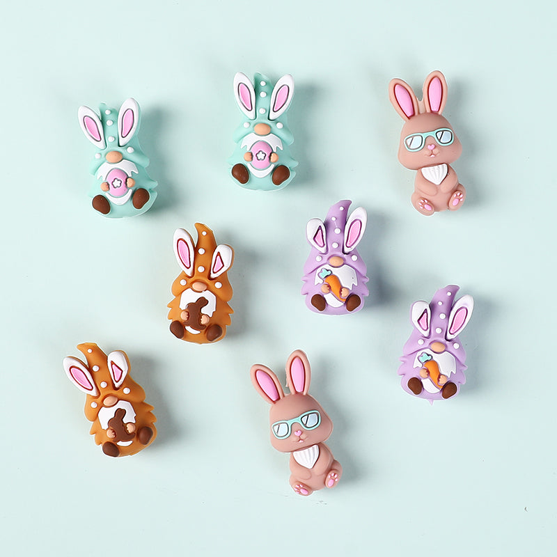 Silicone 3D Focal Beads Easter Bunny Holding Carrot Detail 2